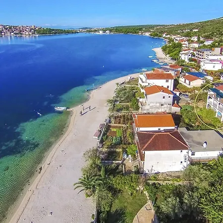 Adela * Rogoznica (Sibenik-Knin)