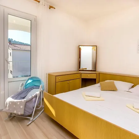 Adela Apartmán Rogoznica (Sibenik-Knin)